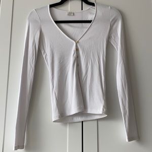 Aritzia Wilfred shirt